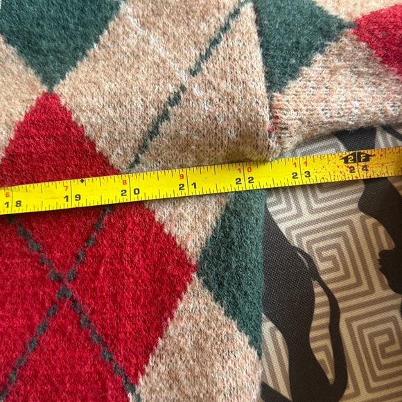 Wool/Cashmere Argyle Patterned Cardigan Sweater. New without tags - Picture 8 of 10